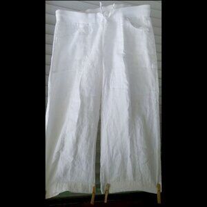 16" - 40" waist White Beachy Wide Leg Capris